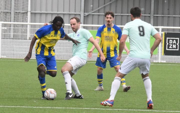 WEEK 39 REVIEW: Round-up of all the EAL league action from the weekend